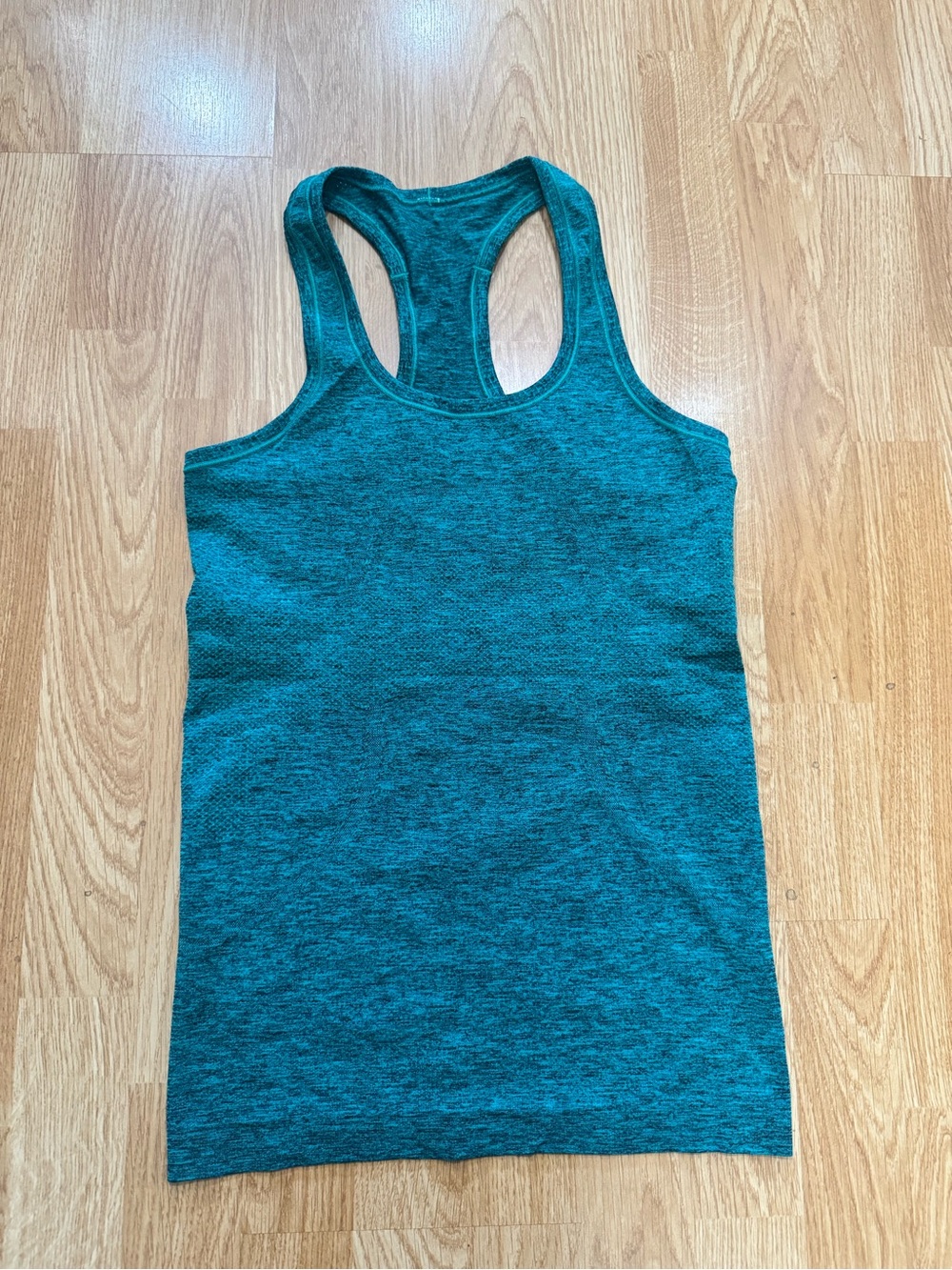 Lululemon Swiftly Tech tank top size 4